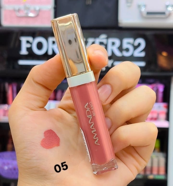 أحمر شفاه مات أماندا ميلانو رقم 05 – Amanda Milano Matte Lipstick No. 05